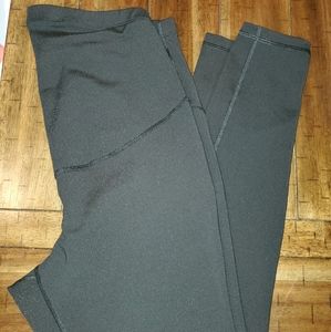 Old navy maternity leggings